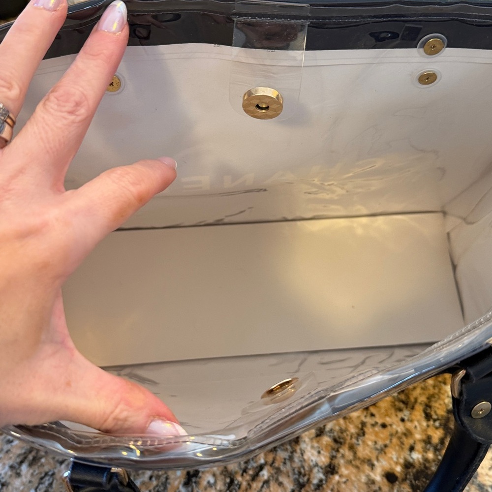 Handmade PVC Glossy Black Tote with Pearl Detail!! - Picture 7 of 9